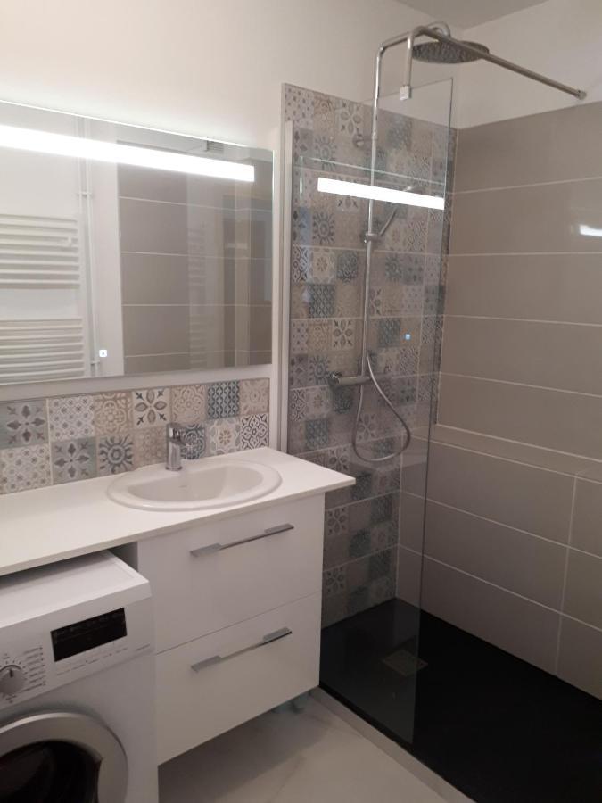Residence La Garenne A La Grande Plage, Vue Mer, Piscine Et Parking Prive, 6 Personnes Saint-Gilles-Croix-de-Vie Exterior foto