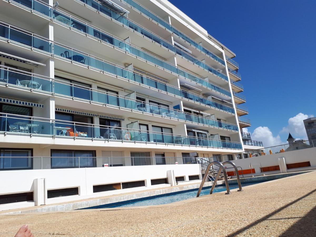 Residence La Garenne A La Grande Plage, Vue Mer, Piscine Et Parking Prive, 6 Personnes Saint-Gilles-Croix-de-Vie Exterior foto