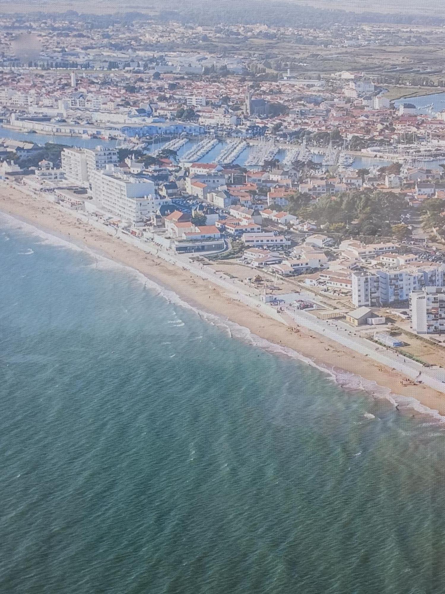 Residence La Garenne A La Grande Plage, Vue Mer, Piscine Et Parking Prive, 6 Personnes Saint-Gilles-Croix-de-Vie Exterior foto